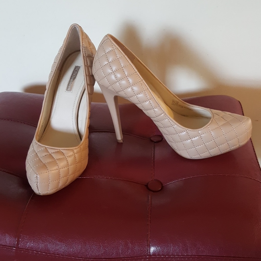 BCBG Generation Pumps Heels hidden platform